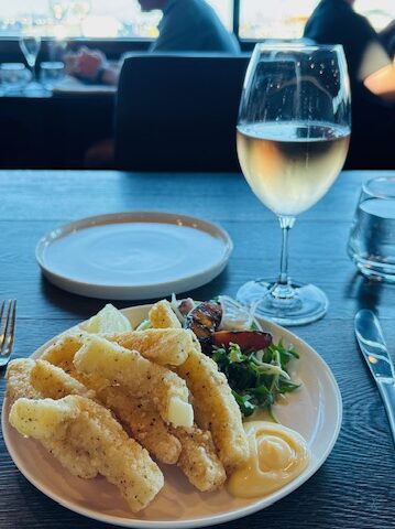 イカフライ　スパークリングワイン　Geelong　ジーロング　オーストラリア