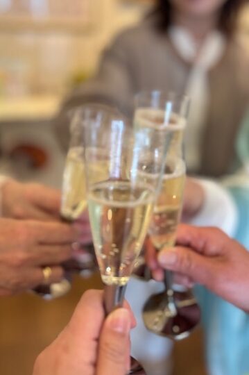 シャンパンで乾杯
