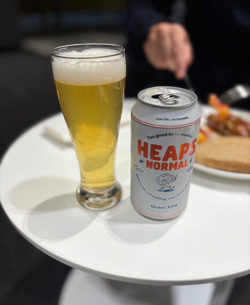 画像 メルボルン空港ラウンジ ビール