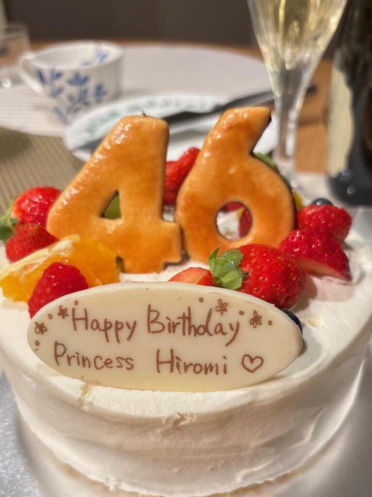 誕生日ケーキ